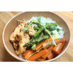   Csirkemell csíkok kukoricás basmati rizzsel,grillezett spárgával, sárgarépával